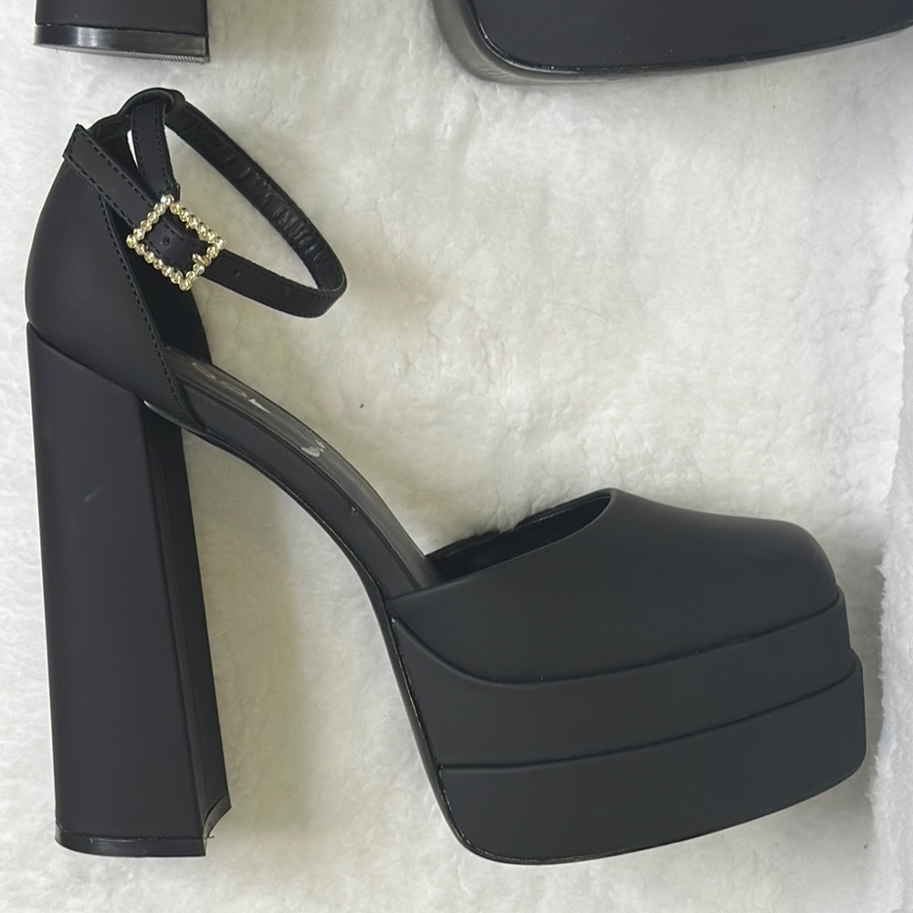 Aldo SIZE-7.5M Black Platform Shoes for Effortless Elegance - Picture 11 of 13